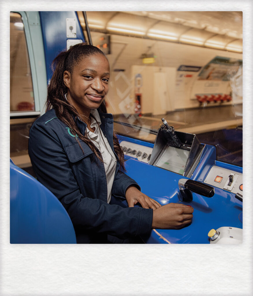 Polaroïd de Véra, conductrice de métro